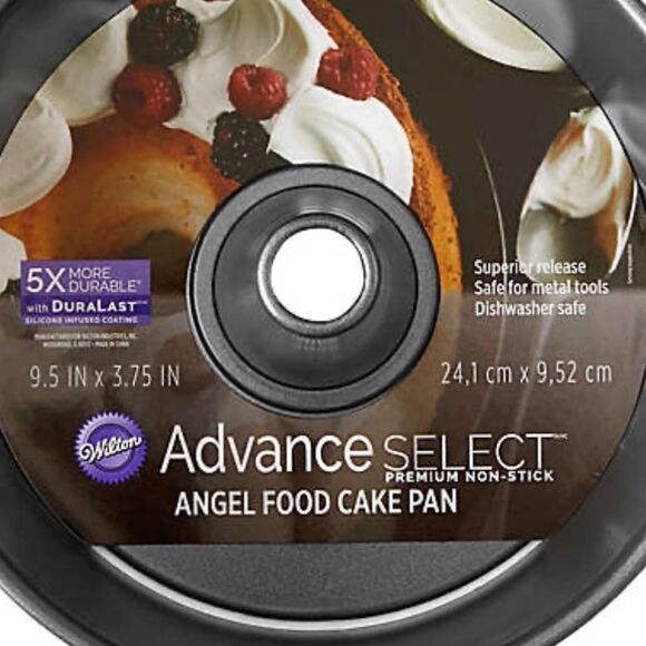 Fluted Tube Pan🧑‍🍳  - Picture 2 of 5